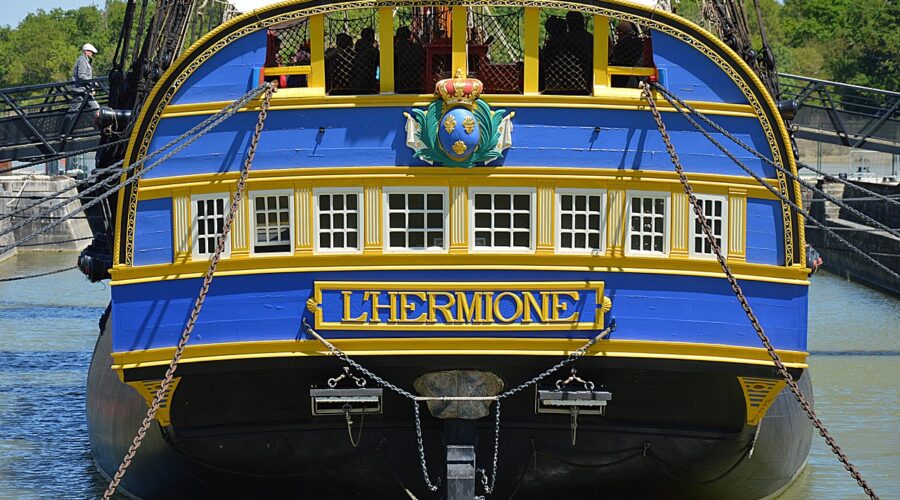 Quels bateaux peut-on visiter à Rochefort et dans la région ?